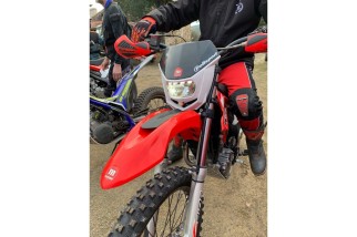 Garde-boue avant S3 fixation haute rouge Montesa Cota/4Ride