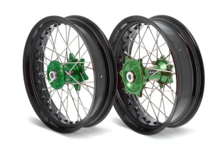 Kit roues complètes avant + arrière ART SM 17x3,50/17x4,50 jante noir/moyeu vert Kawasaki