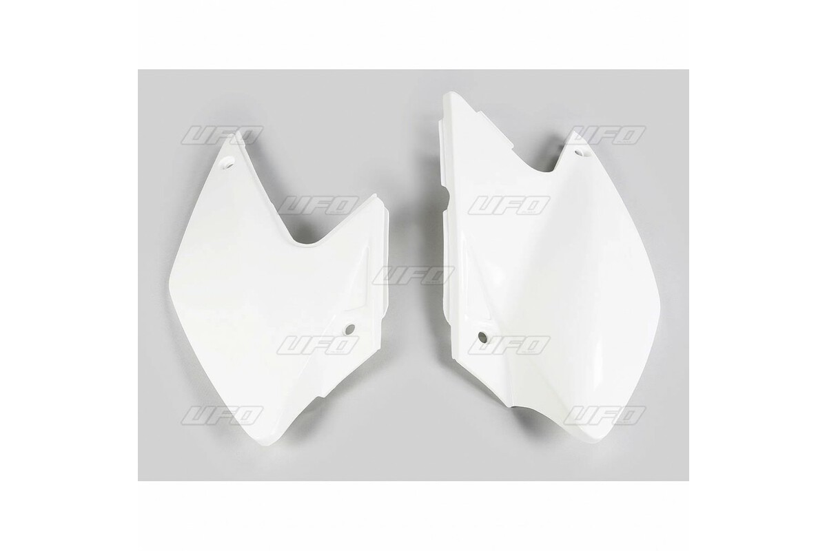 Plaques latérales UFO