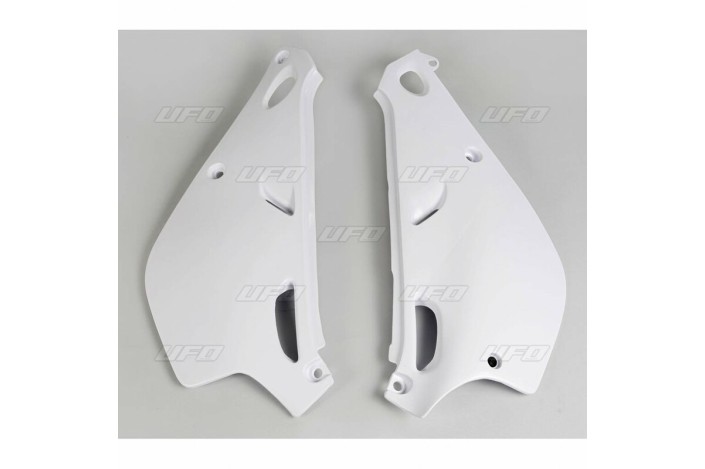 Plaques latérales UFO