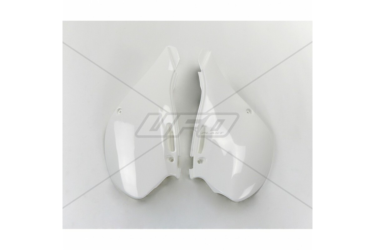 Plaques latérales UFO