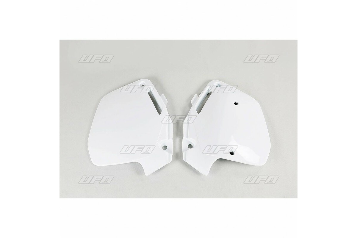 Plaques latérales UFO