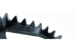 Repose-pieds S3 Hard Rock position centrale acier noir