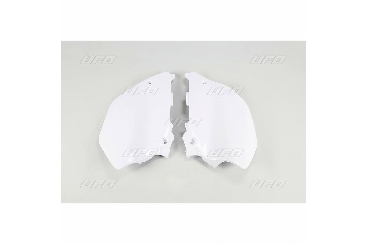 Plaques latérales UFO