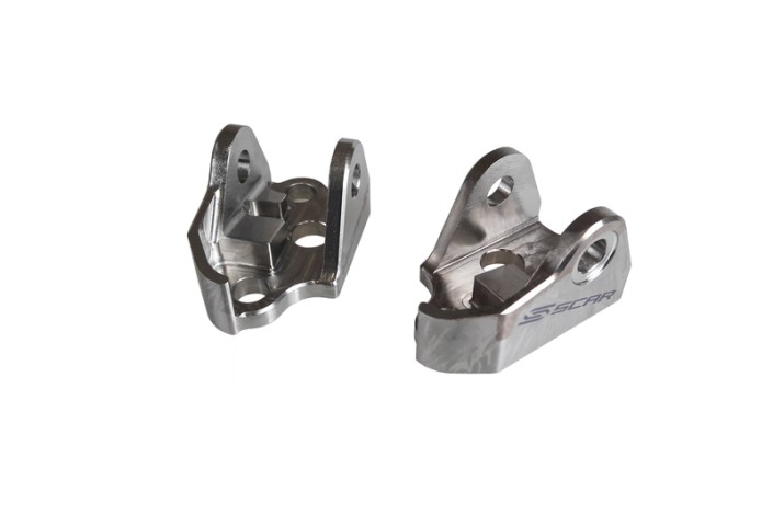 Support de repose-pieds titane SCAR