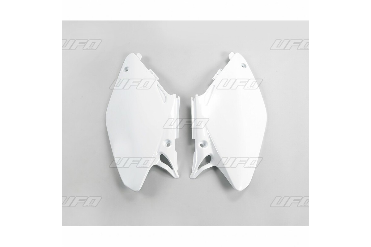 Plaques latérales UFO