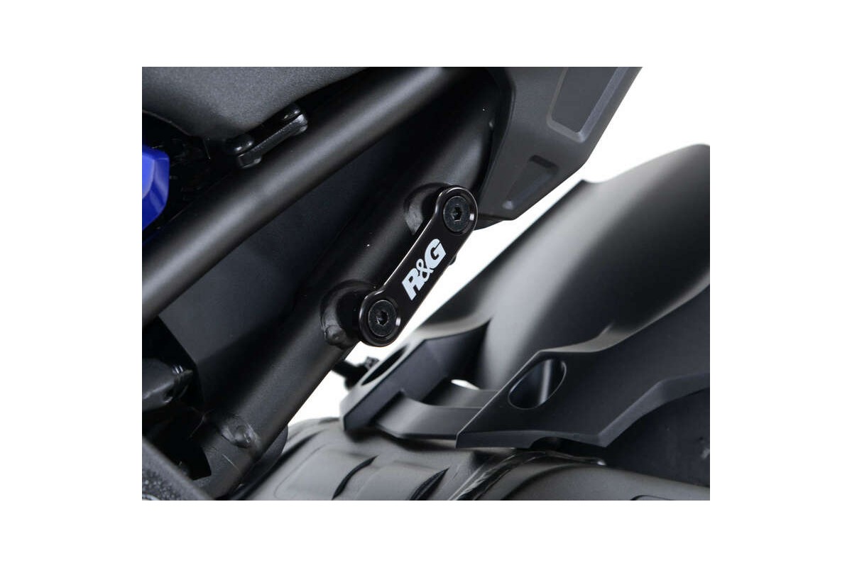 Caches orifices de repose-pieds arrière R&G RACING gauche et droit noir Yamaha MT-10