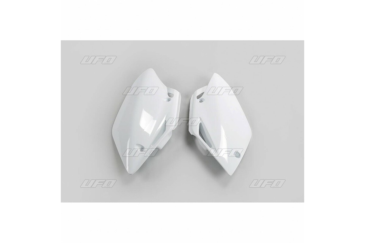 Plaques latérales UFO