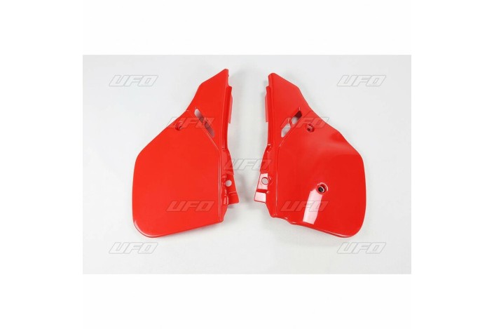 Plaques latérales UFO