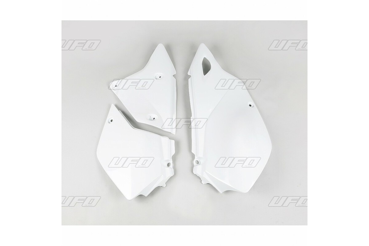 Plaques latérales UFO