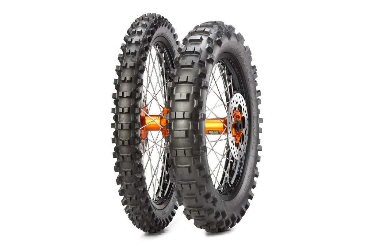 Pneu METZELER MCE 6 DAYS EXTREME (F) Super Soft 90/100-21 M/C 57M MST TT
