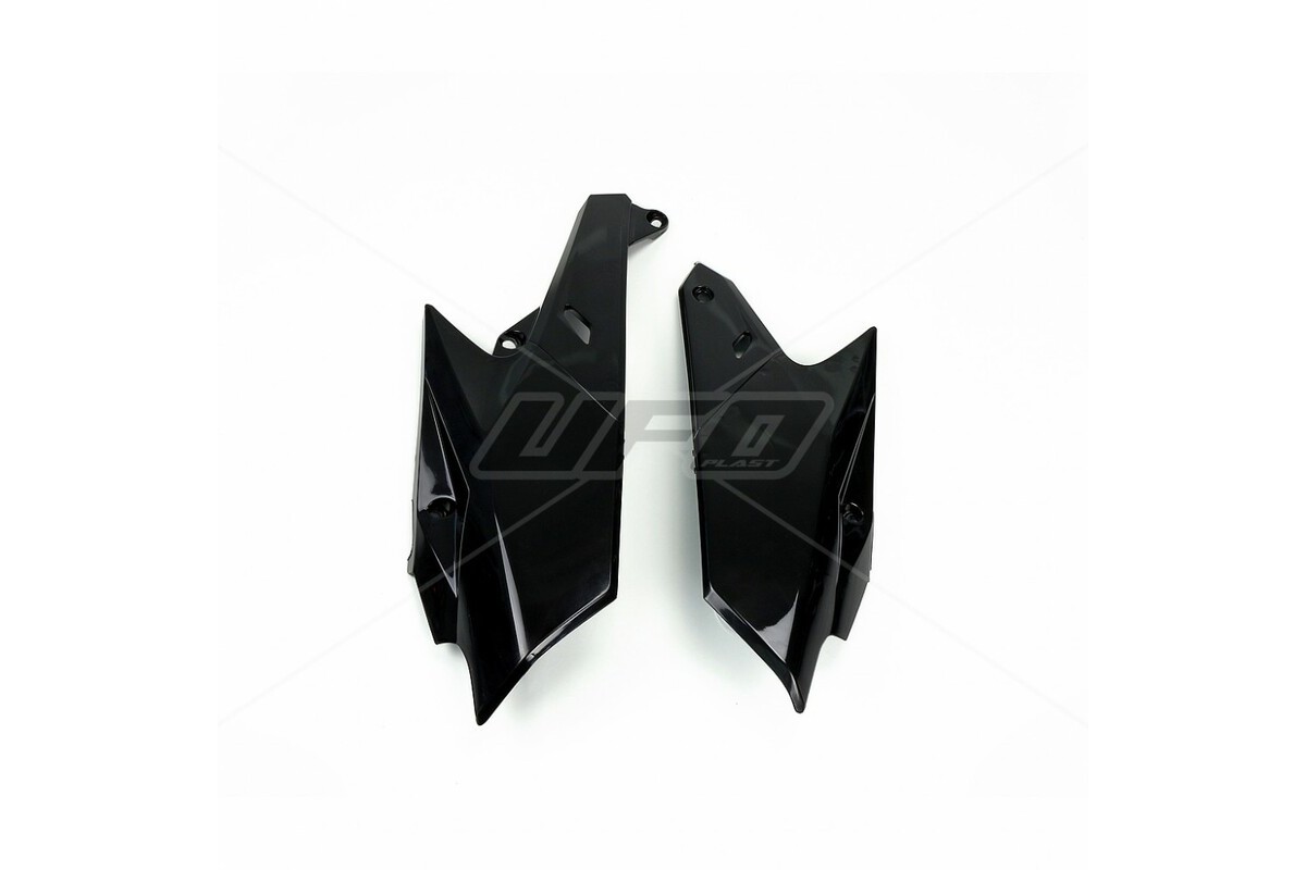 Plaques latérales UFO