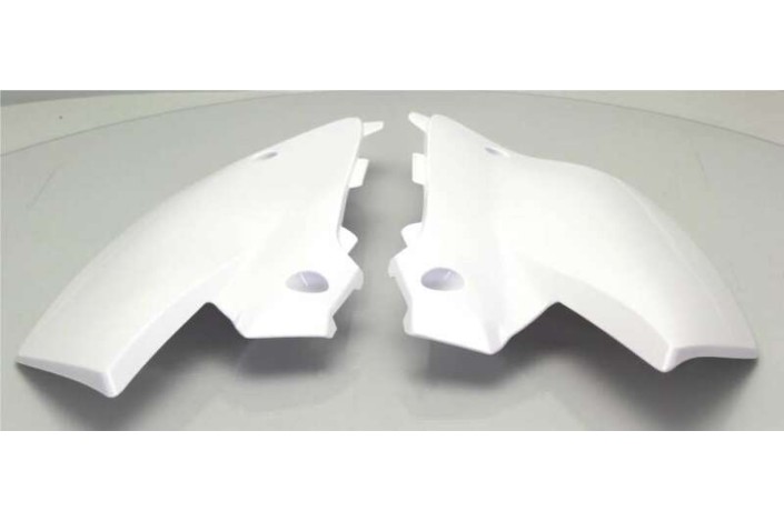 Plaques latérales UFO