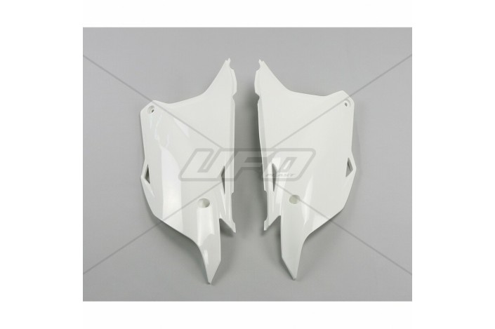 Plaques latérales UFO