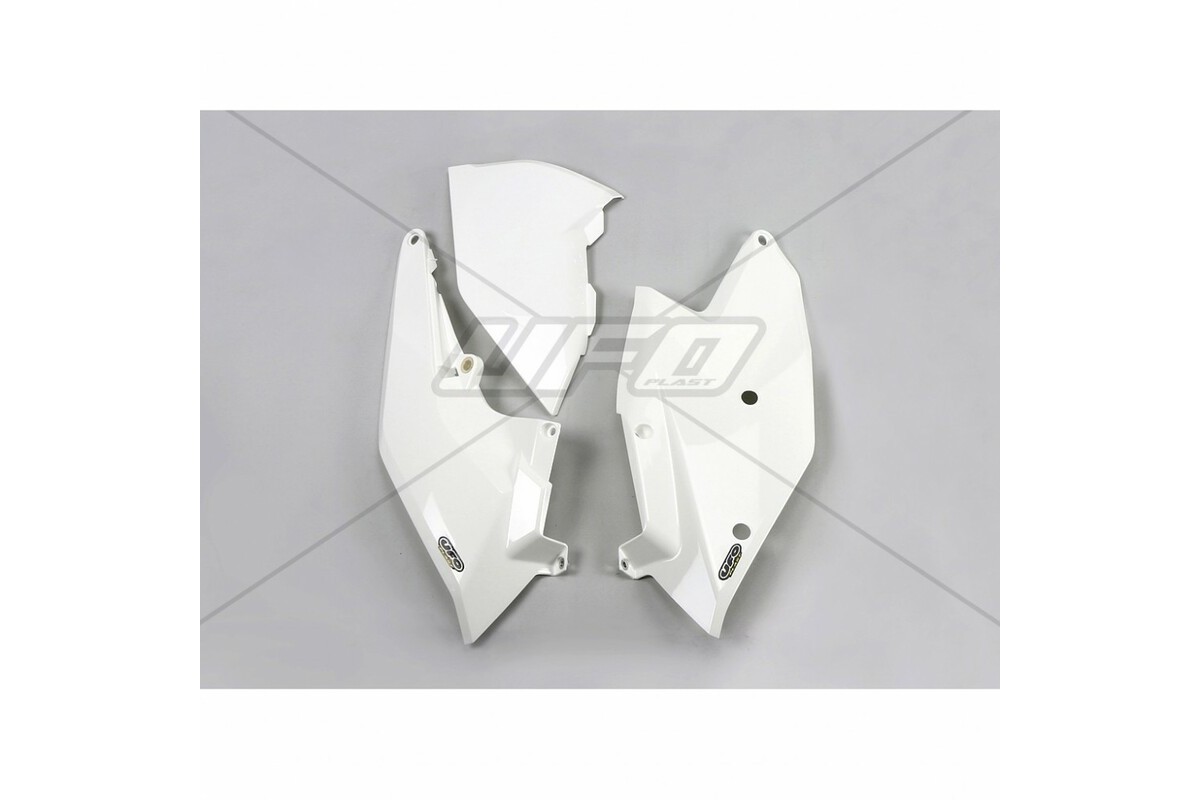 Plaques latérales UFO