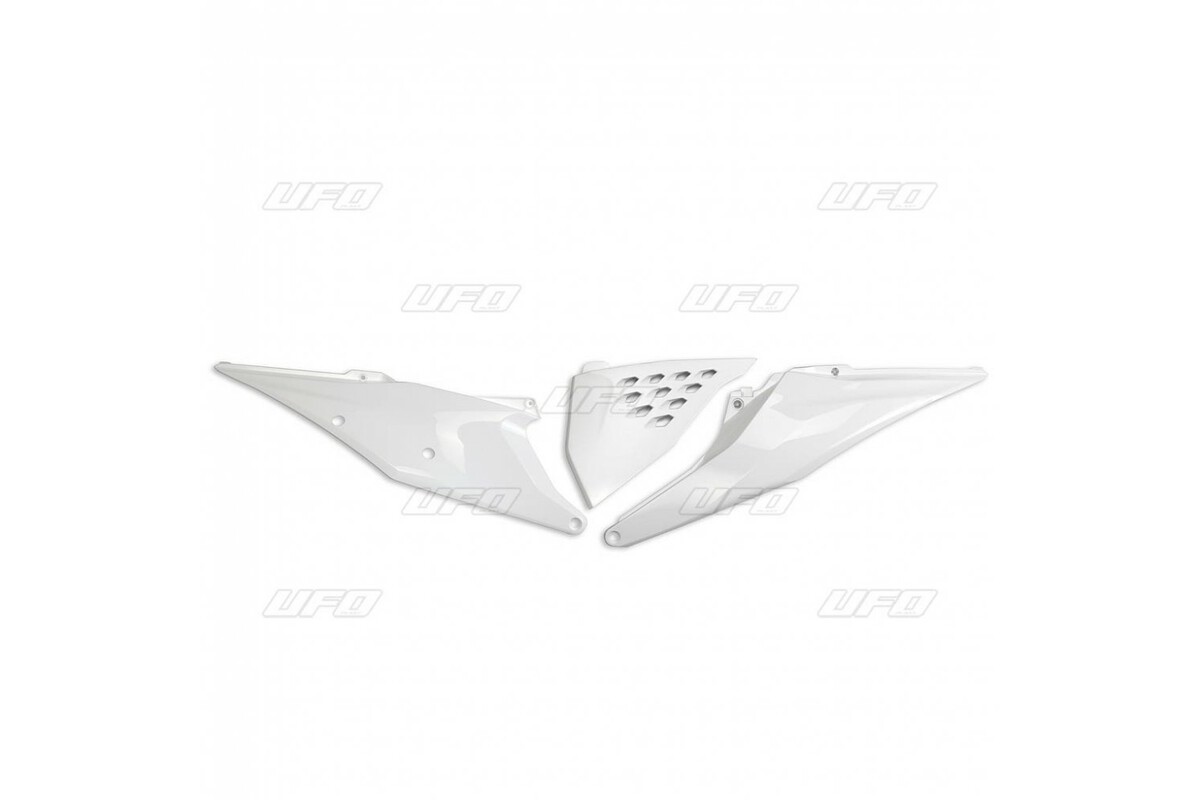 Plaques latérales UFO