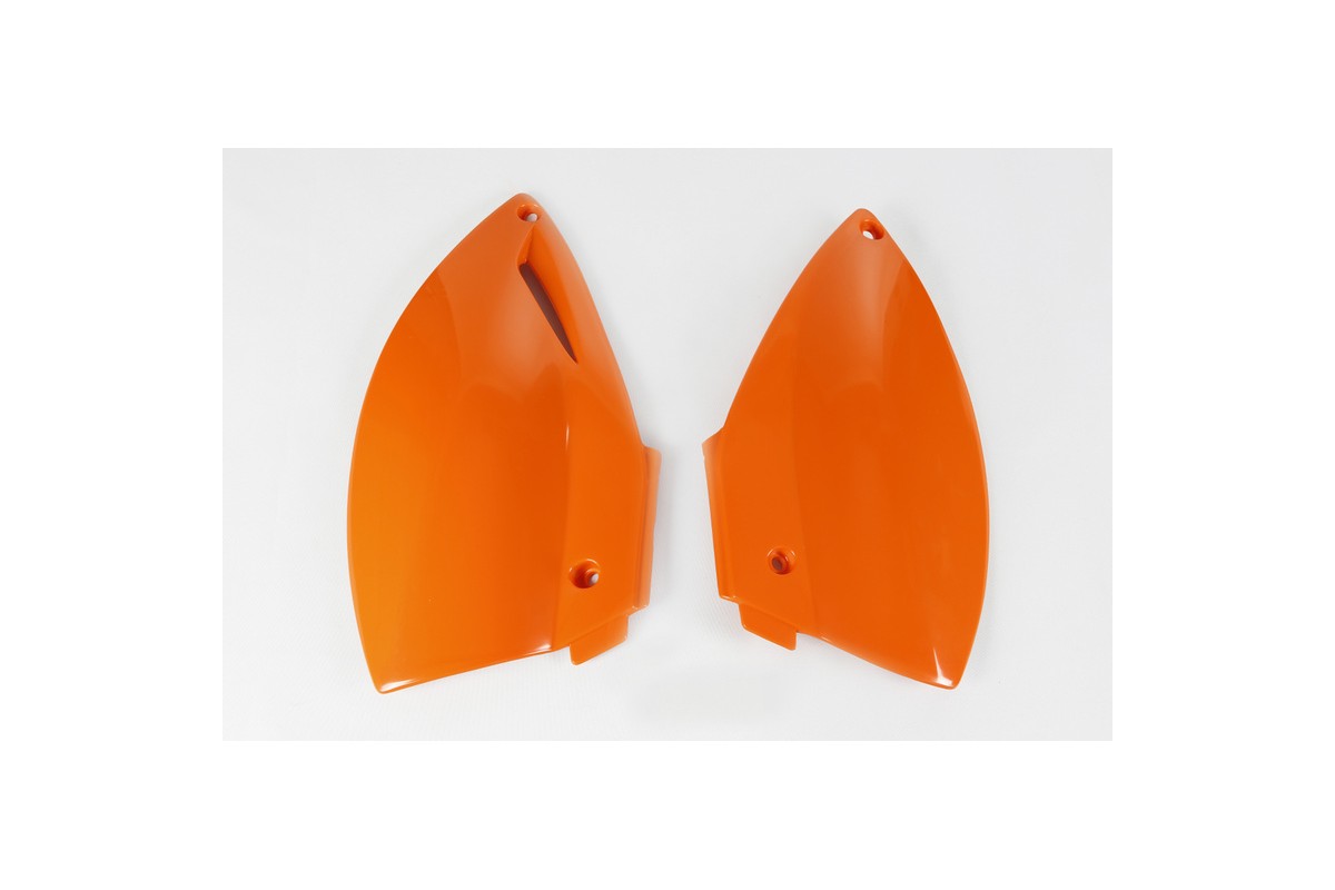 Plaques latérales UFO