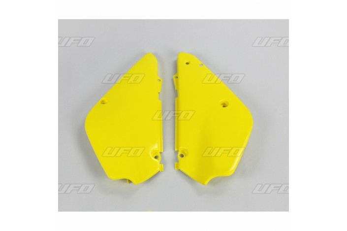 Plaques latérales UFO