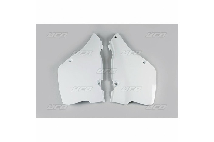 Plaques latérales UFO