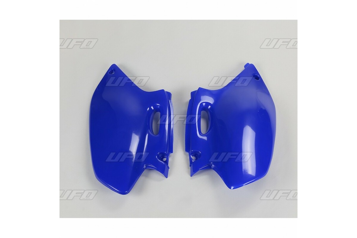 Plaques latérales UFO