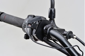 Alimentation USB type A DAYTONA Slim - guidons Ø22,2/25,4