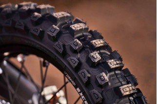 X31R 100/90-19 57M NHSTT