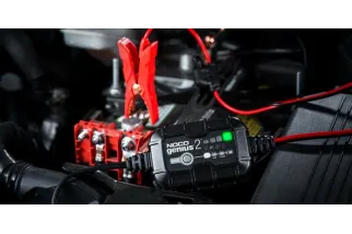 Chargeur de batterie intelligent montage avec pinces NOCO Genius2 6/12V 2A