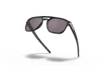 Lunettes de soleil OAKLEY Latch™ Beta verres Prizm Grey