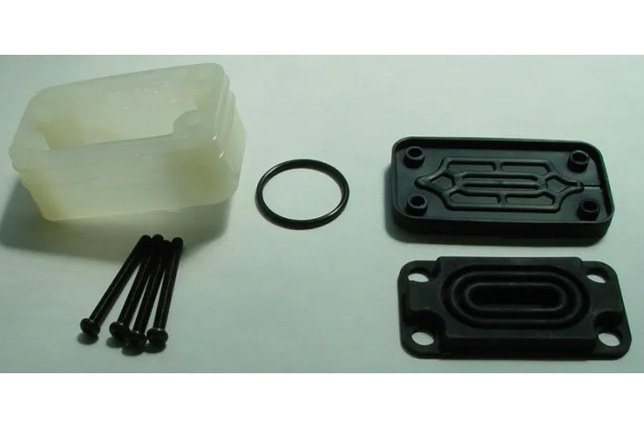 KIT RESERVOIR MAÎTRE-CYLINDRE DE FREIN AVANT SUZUKI