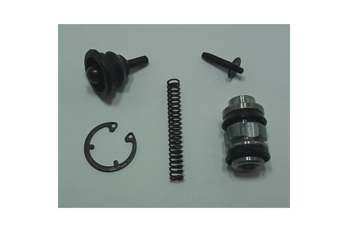 Kit réparation de maître-cylindre TOURMAX Suzuki