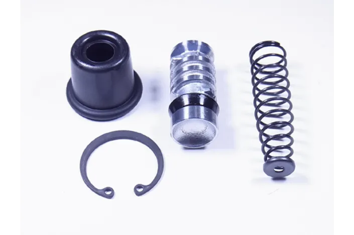 Kit réparation de maître cylindre de frein TOURMAX Suzuki