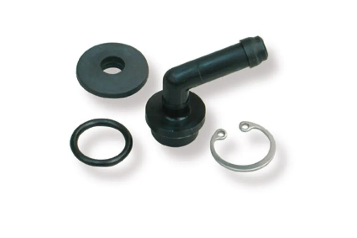 Raccord de réservoir maître-cylindre coudé Nissin