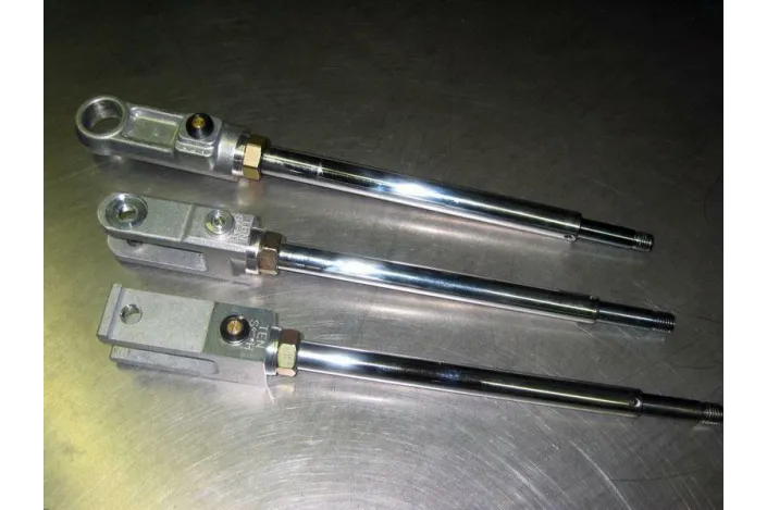 Pièce détachée - TIGE D'AMORTISEUR COMPLETE CRF450R 2010