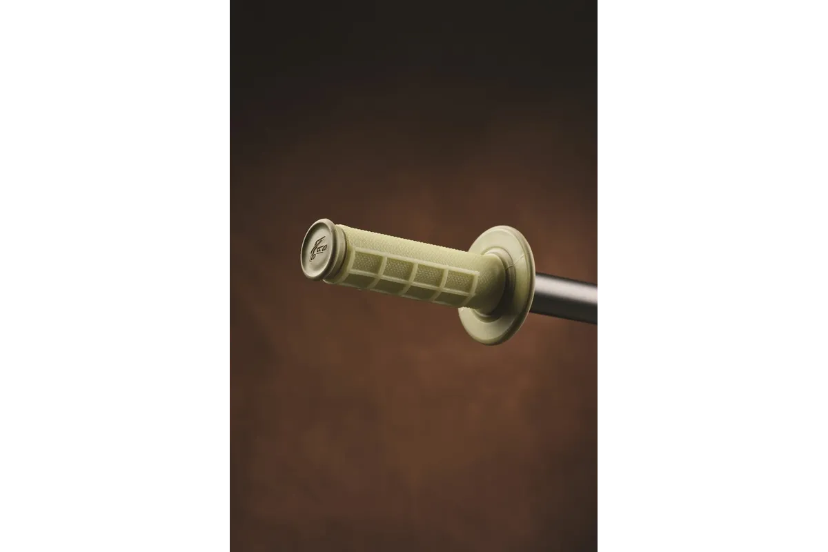 Revêtements RENTHAL Dual Kevlar ATV semi-gauffré