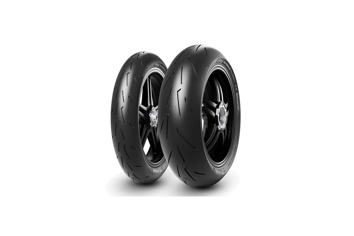 Pneu PIRELLI DIABLO ROSSO IV CORSA 180/60 ZR 17 M/C (75W) TL
