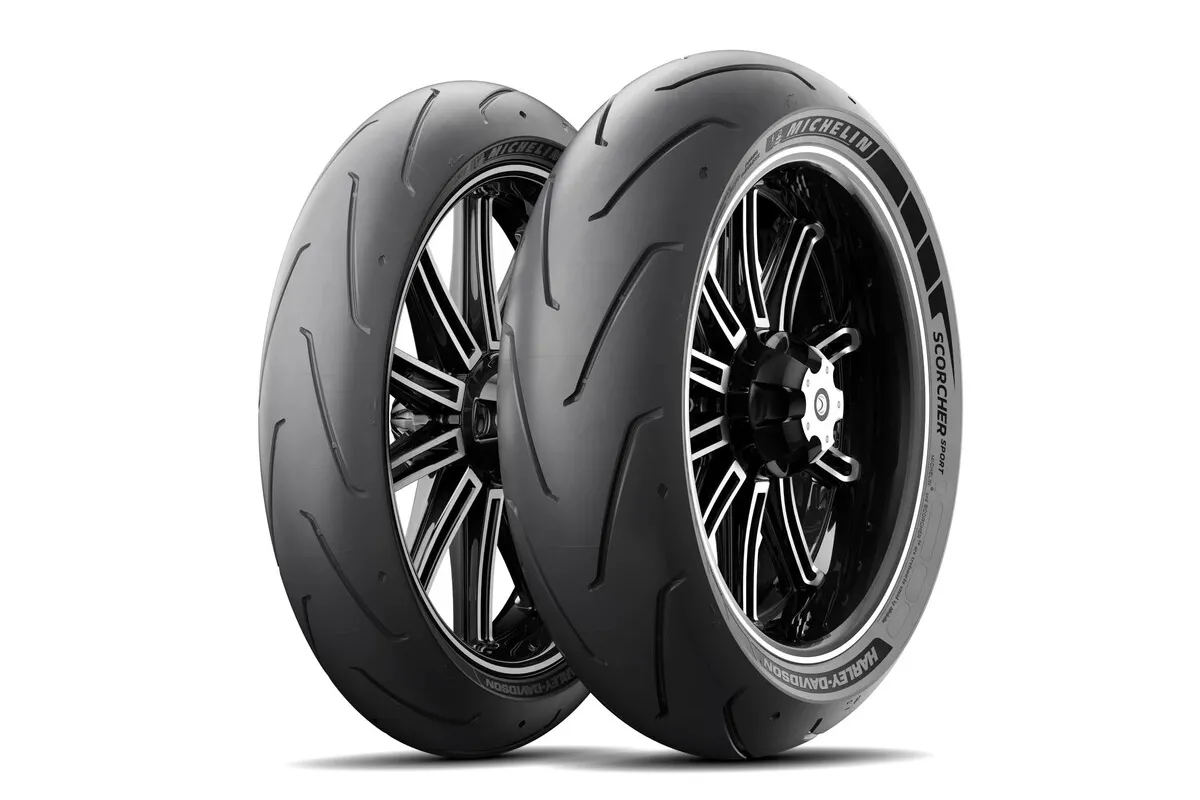 Pneu MICHELIN SCORCHER SPORT (HARLEY-D) 180/55 ZR 17 M/C (73W) TL