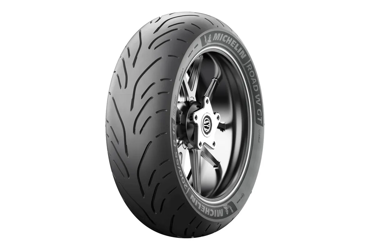 Pneu MICHELIN ROAD W GT Honda GL1800 Goldwing 180/60 R 16 M/C 74H TL