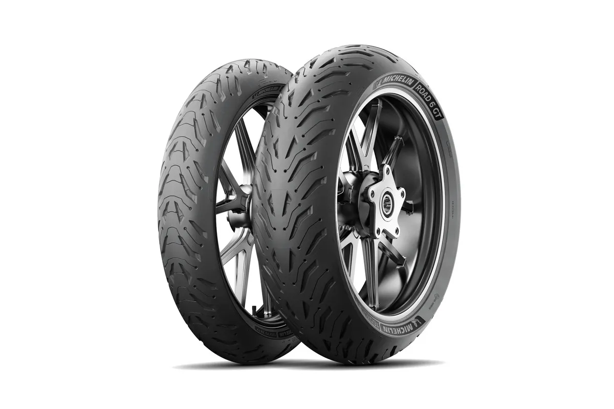 Pneu MICHELIN ROAD 6 GT 190/50 ZR 17 M/C (73W) TL