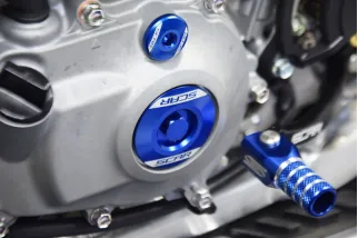 Bouchons carter moteur latéraux SCAR bleu