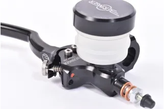 Maître-cylindre d'embrayage axial BERINGER Classic Ø20,5mm bocal vissé noir (levier axial type A - 16cm noir)