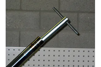 Clé en T de blocage KYB YZ '04