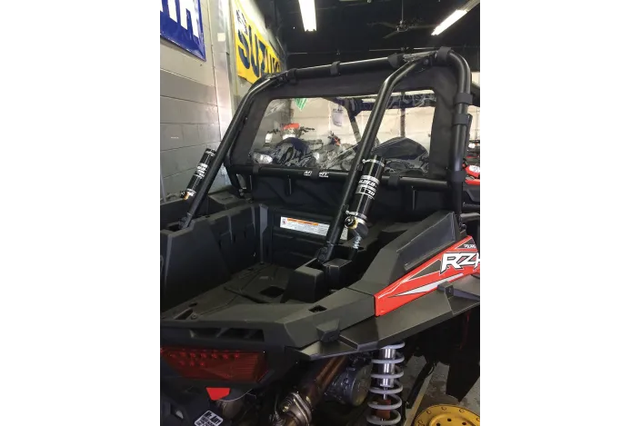 REAR WINDSCREEN RZR15