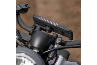 Kit pour moto avec étui universel