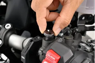 MIRROR PLUG BOLT GY LEFT