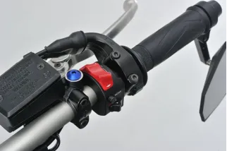 MIRROR PLUG BOLT BL LEFT