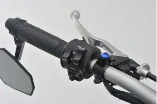 MIRROR PLUG BOLT BL RIGHT