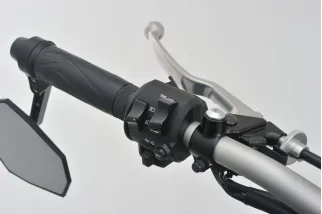 MIRROR PLUG BOLT SV RIGHT