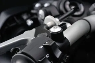 MIRROR PLUG BOLT SV RIGHT