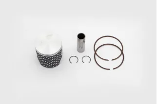 PISTON KIT 24446D