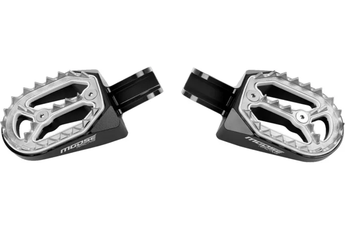 QUALIFIER FOOTPEG - SUZ V STRO